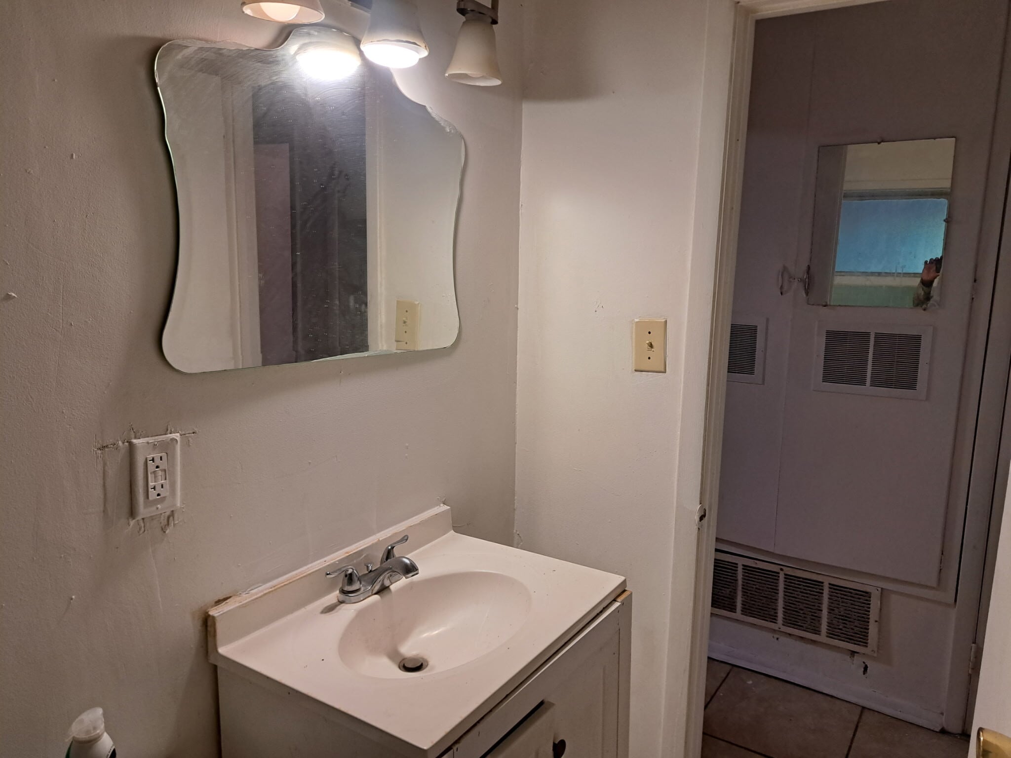 Building Photo - 4046 Keating Dr