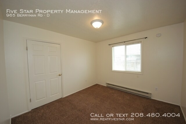 Building Photo - 965 Berryman Rd