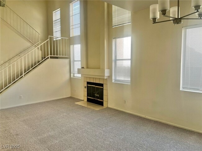 Building Photo - 6656 Goldencreek Way