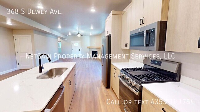 Building Photo - 368 S Dewey Ave