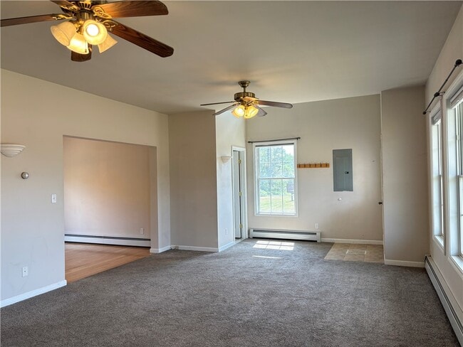 Building Photo - 1656 NY-205