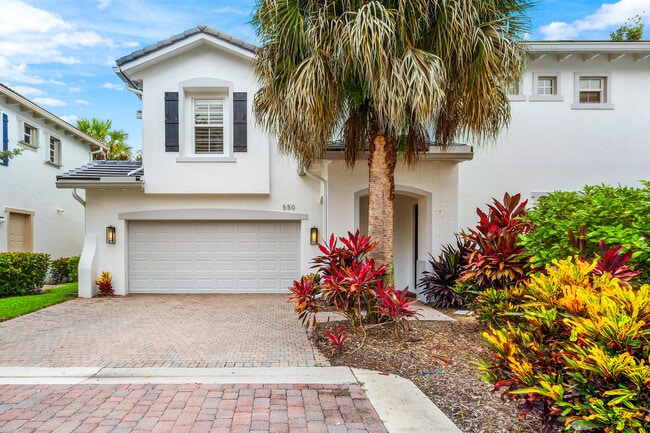 Building Photo - 550 Tomahawk Ct
