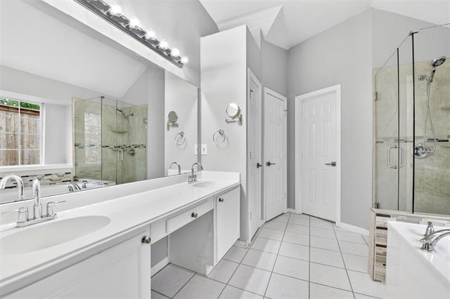 Building Photo - 8104 Springmoss Dr