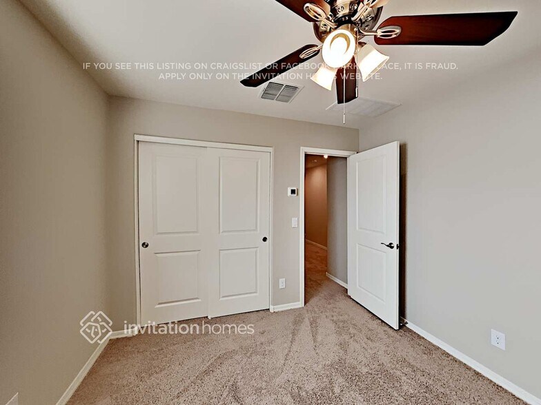 Building Photo - 8015 W Agora Ln