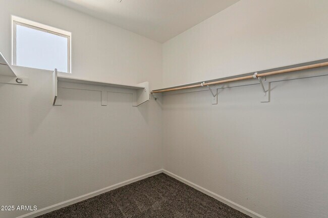 Building Photo - 1807 W Pollack St