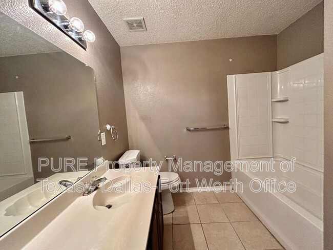 Building Photo - 1412 Sunflower Ct