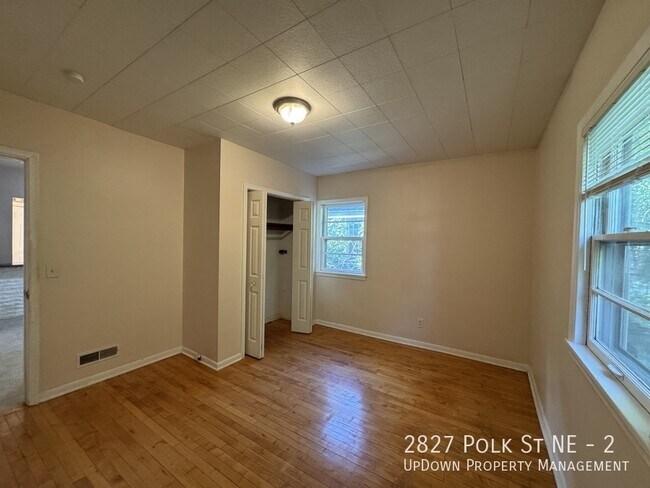 Building Photo - 2827 Polk St NE