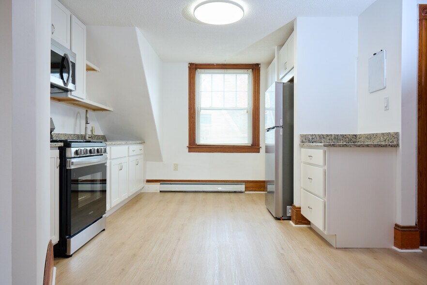 New Kitchen!! - 20 Buzzell St