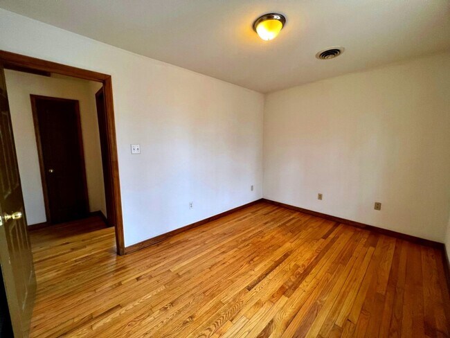 Building Photo - Colonial on Large Wooded Lot