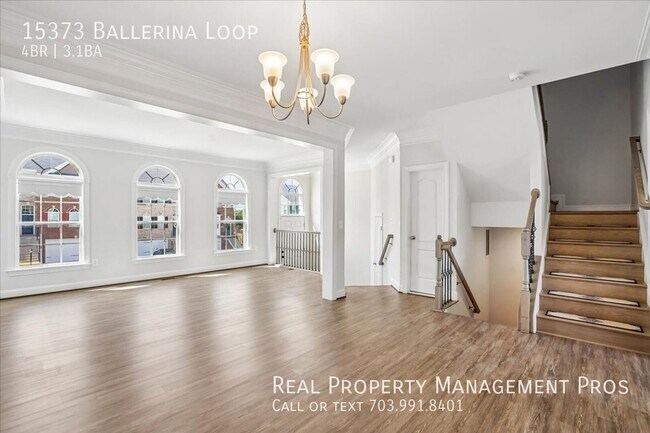 Building Photo - 15373 Ballerina Lp