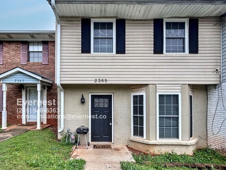Primary Photo - 2365 Grayson Valley Cir