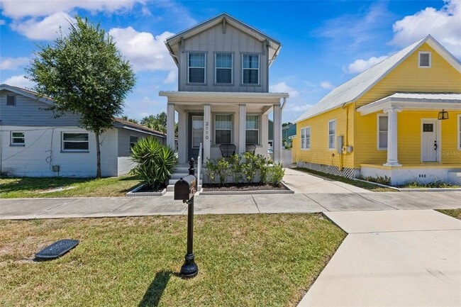 Building Photo - 2110 W Palmetto St
