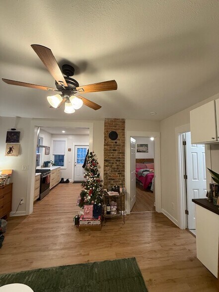 Building Photo - 2817 Bridge Ave