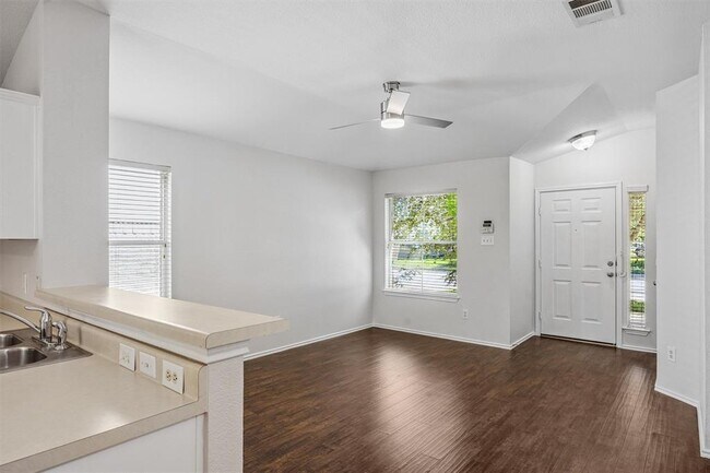 Building Photo - 437 Sweet Leaf Ln
