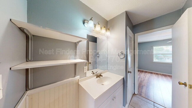 Building Photo - 11406 Bedford Oaks Dr