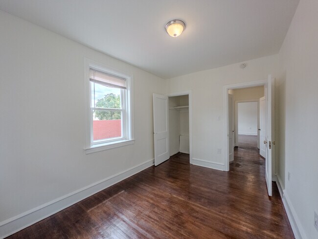 Bedrooms | Folcroft Courts - Folcroft Courts Apartments