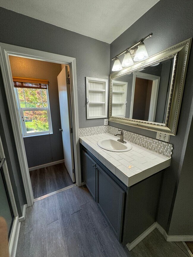 Building Photo - Open Concept 2 Story Home - Lacey