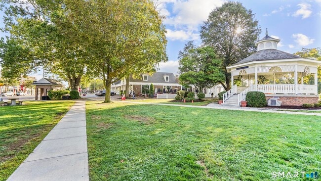 Building Photo - 107 Benson Pl