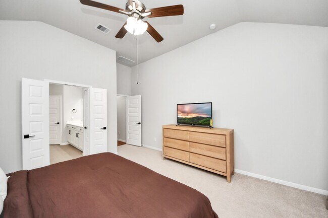 Building Photo - 6618 Beacon View Dr