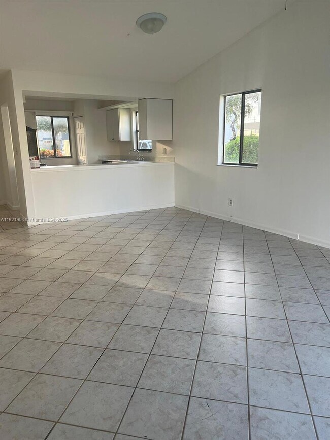 Building Photo - 6408 Dockside Cir