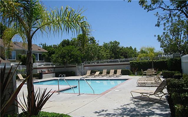 Community Pool - 40 Allenwood Ln