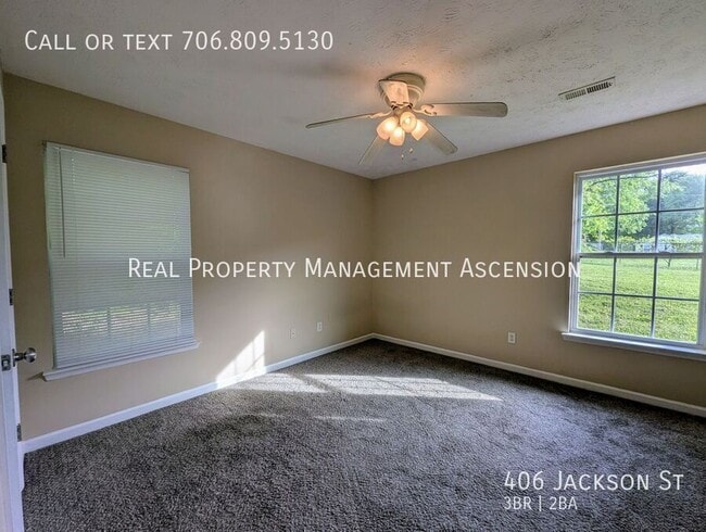 Building Photo - 406 Jackson St
