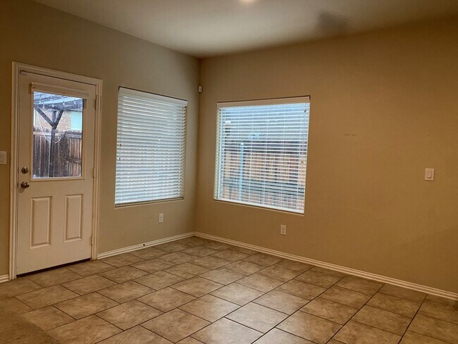 Building Photo - 7013 XIT Ranch Rd