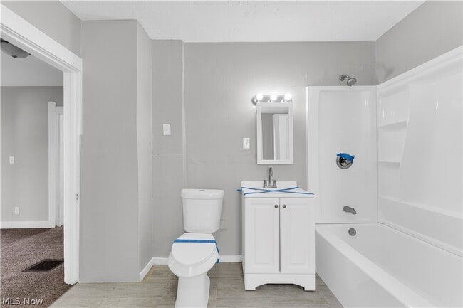 Building Photo - 3877 W 31st St