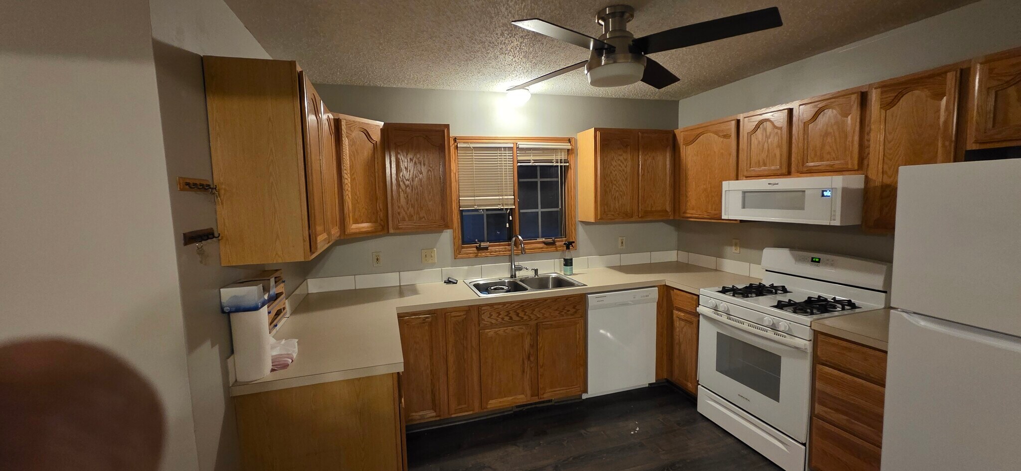 Building Photo - 5885 Callaway Cir