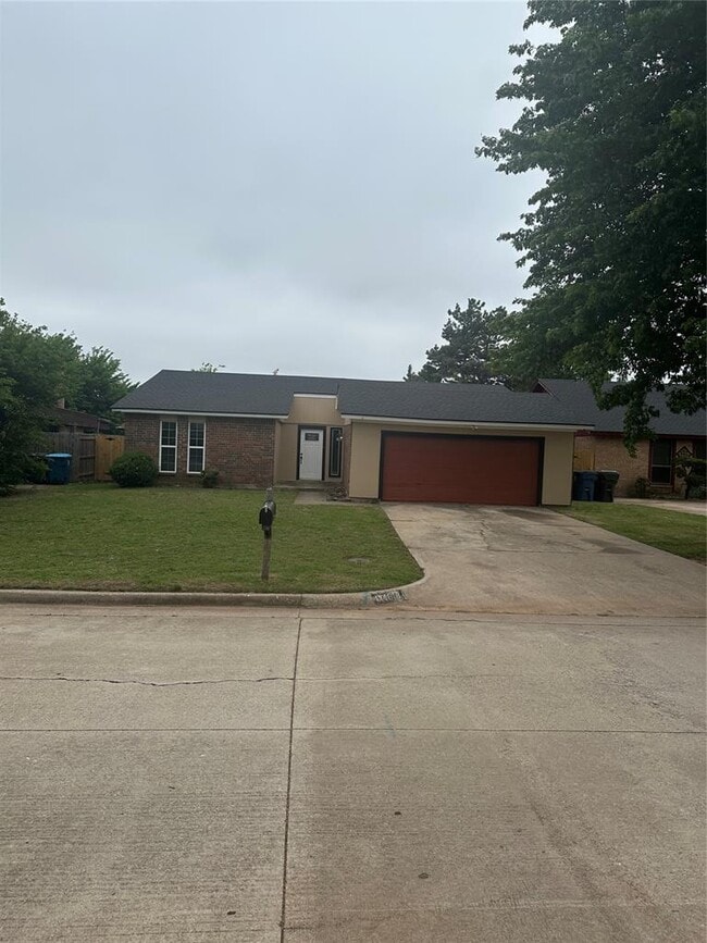 Building Photo - 1318 Alviola Ave