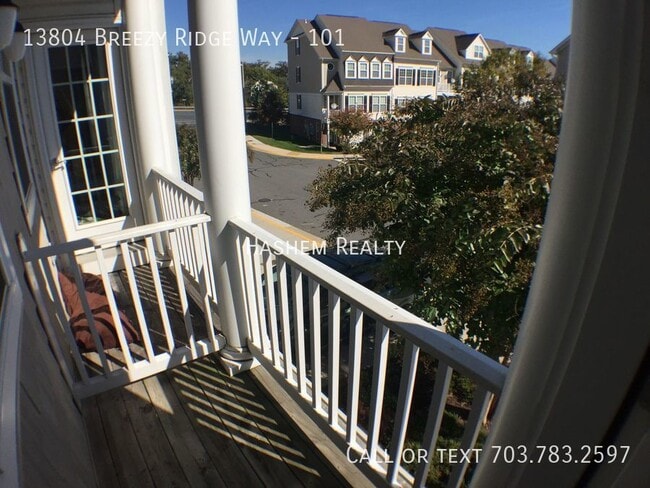 Building Photo - 13804 Breezy Ridge Way