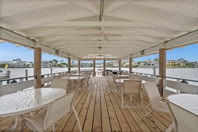 Building Photo - 3400 Gulf Shore Blvd N