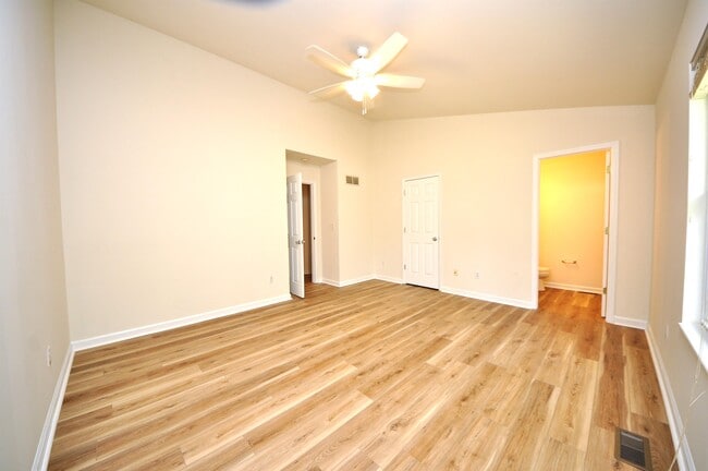 Building Photo - 49 Monterey Cypress Dr