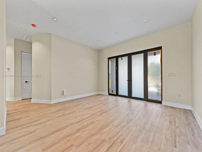 Building Photo - 22451 SW 118th Ave