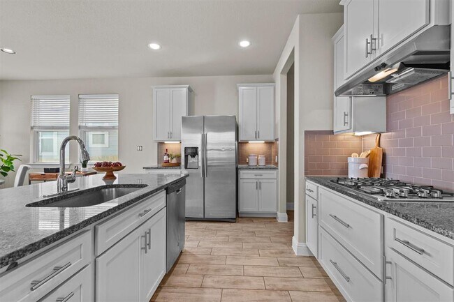 Building Photo - 124 Oakstone Dr