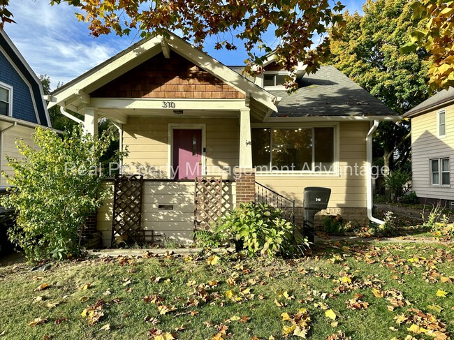 Building Photo - 310 W Hazelhurst St