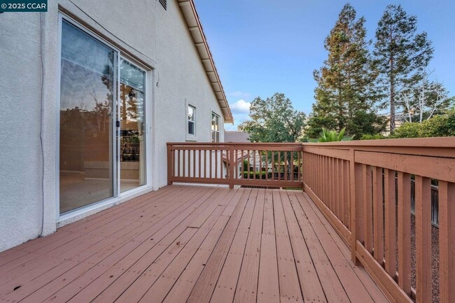 Building Photo - 1105 Peacock Creek Dr