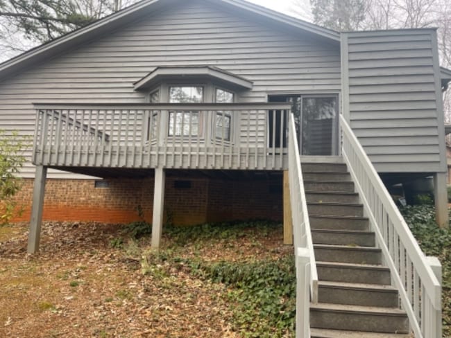 Building Photo - 484 Lazywood Ln
