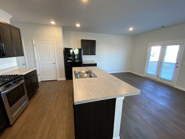 Open concept kitchen - 9010 Fenton Rd.