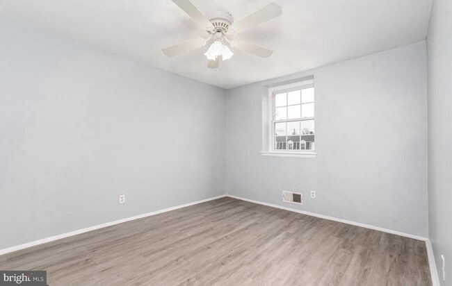 Building Photo - 2020 Dineen Dr