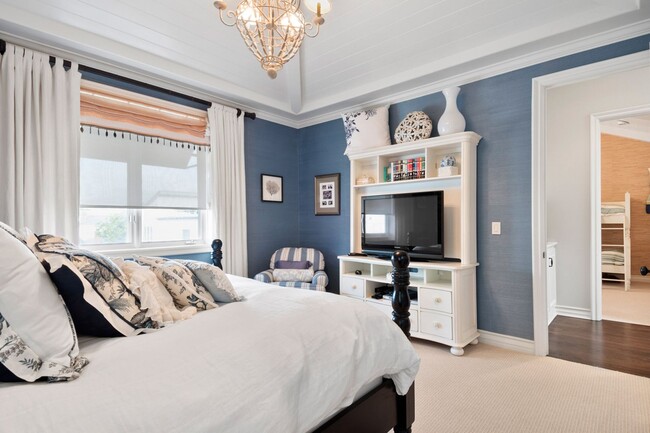 Building Photo - 1514 E Oceanfront