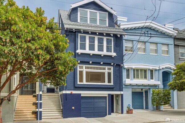 Building Photo - 244 16th Ave