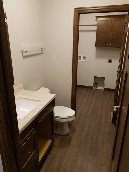 Building Photo - 1323 Moon Ridge Ct