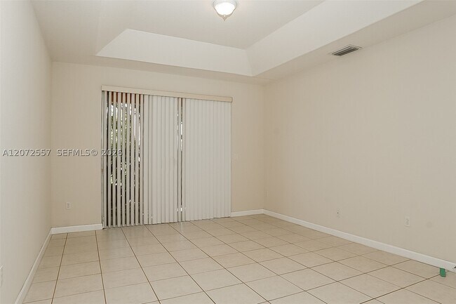 Building Photo - 1246 SW 146th Ct