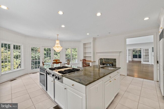 Building Photo - 2608 Geneva Hill Ct