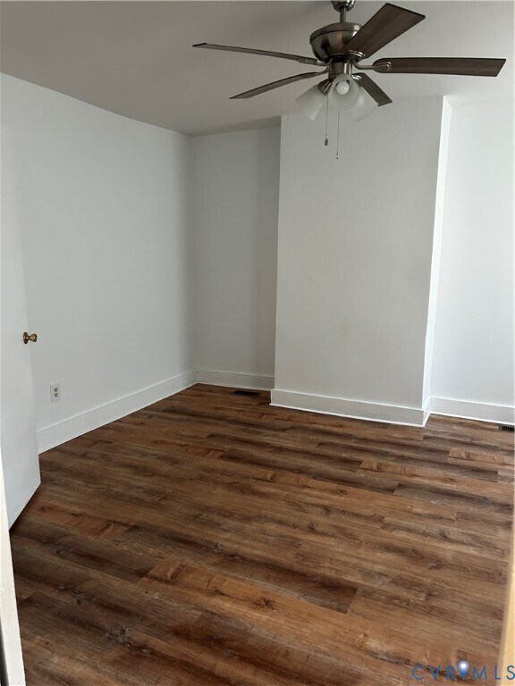 Building Photo - 1910 Albany Ave