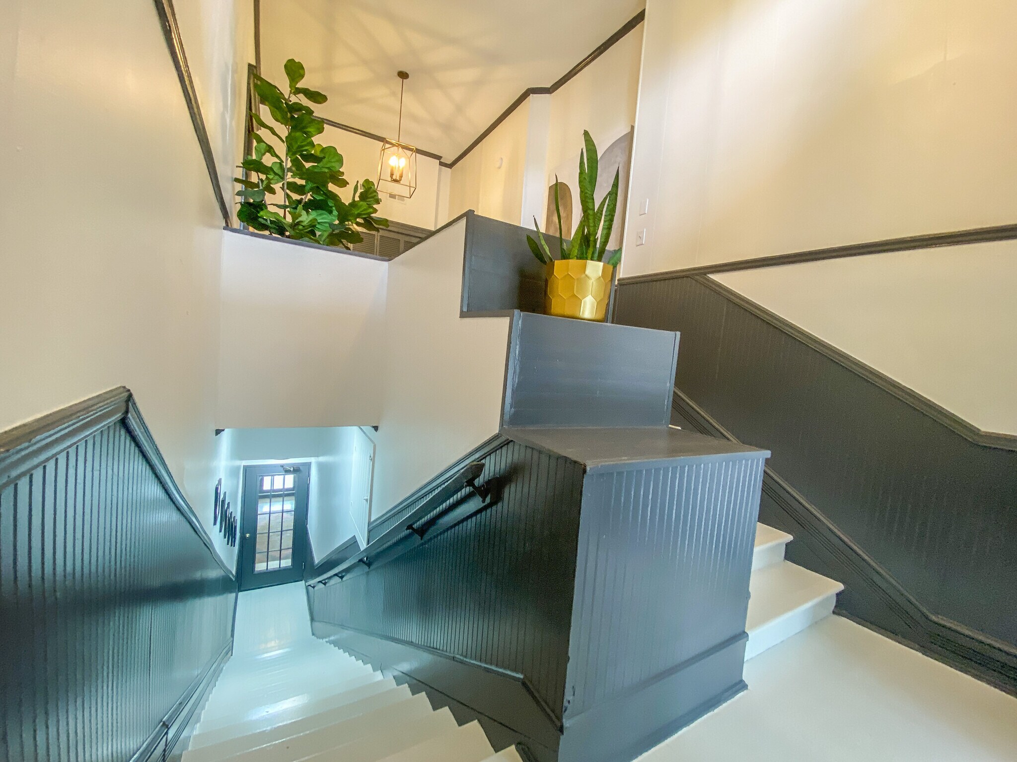 Building Photo - 1012 Love Ave