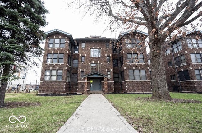 Primary Photo - 3707 N Meridian St
