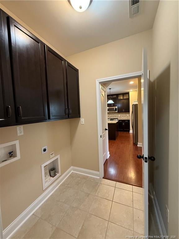 Building Photo - 495 Rolling Pines Dr