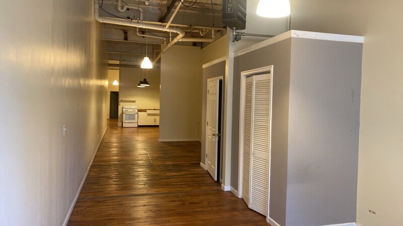Building Photo - 1415 Kemper St